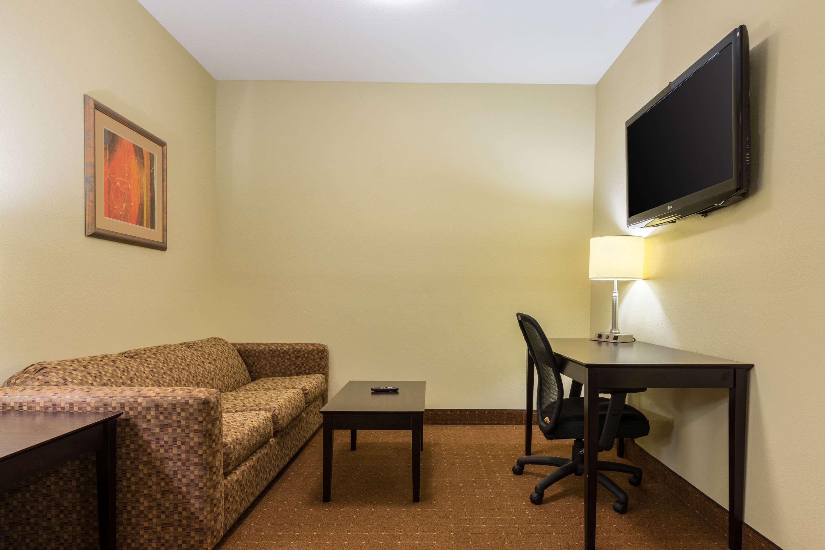 Comfort Inn & Suites Scott-West Lafayette Extérieur photo